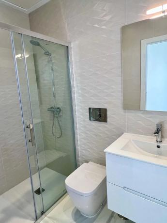 Chalet adosado en calle Napoles, 4