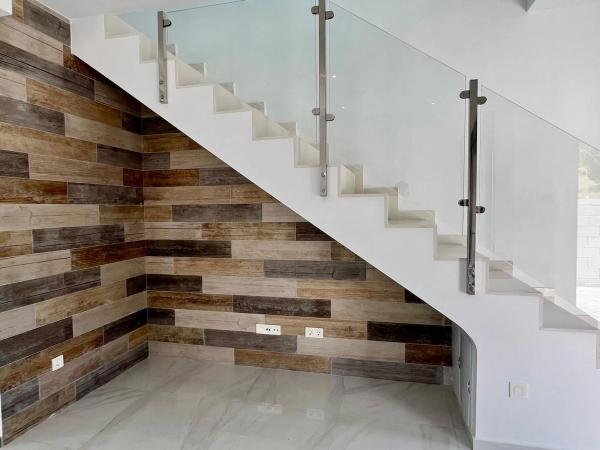 Chalet adosado en calle Napoles, 4