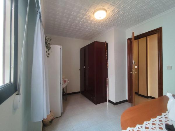 Piso en calle Carlos Arniches, 25