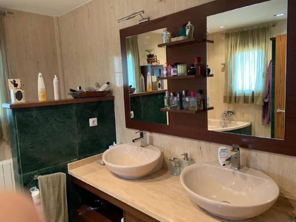 Casa independiente en calle La Mola