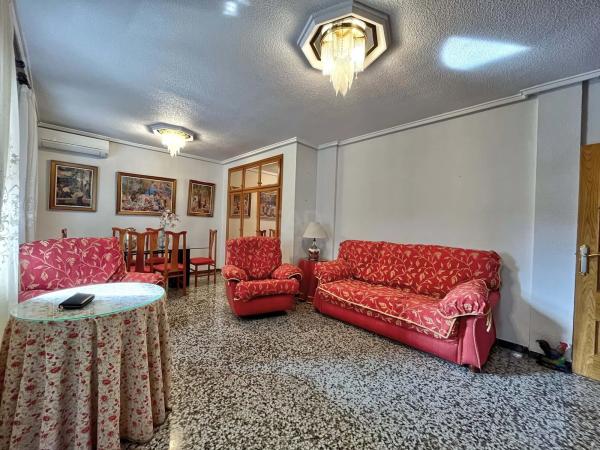 Piso en calle Oscar Esplá, 5