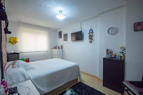 Piso en avenida las Agualejas, 106