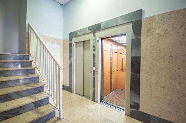 Piso en avenida las Agualejas, 106