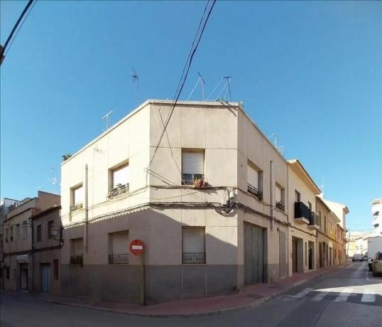 Piso en calle Salvador Crespo