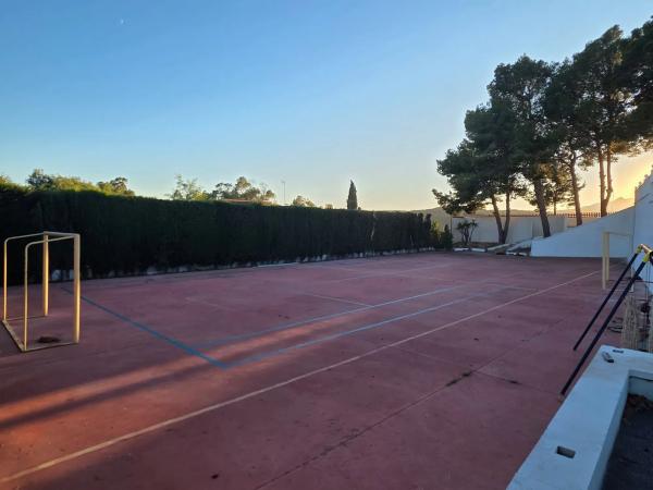 Casa independiente en plaza Poligono 16