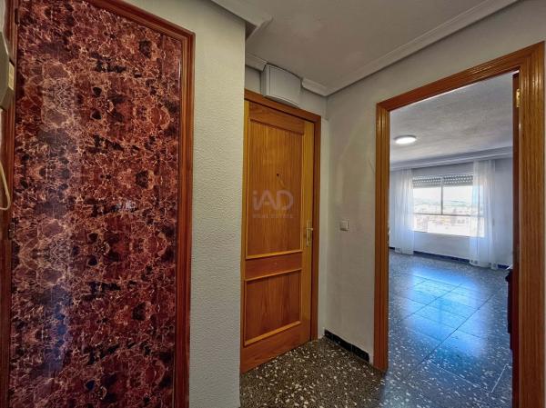 Piso en avenida de la Constitución s/n