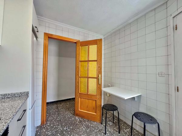 Piso en avenida de la Constitución s/n