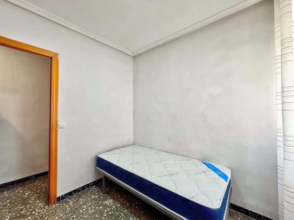 Piso en avenida de la Constitución s/n