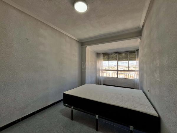 Piso en avenida de la Constitución s/n