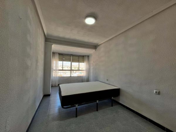 Piso en avenida de la Constitución s/n