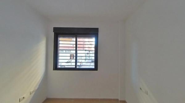 Piso en calle Eugenio Montes