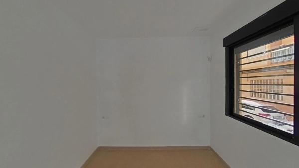 Piso en calle Eugenio Montes