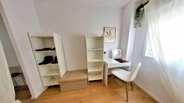 Piso en Plaza Castelar - Mercado Central