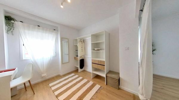 Piso en Plaza Castelar - Mercado Central