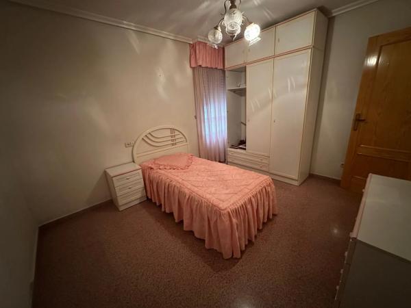 Piso en avenida de la Constitución