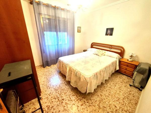 Casa independiente en Bayon 12