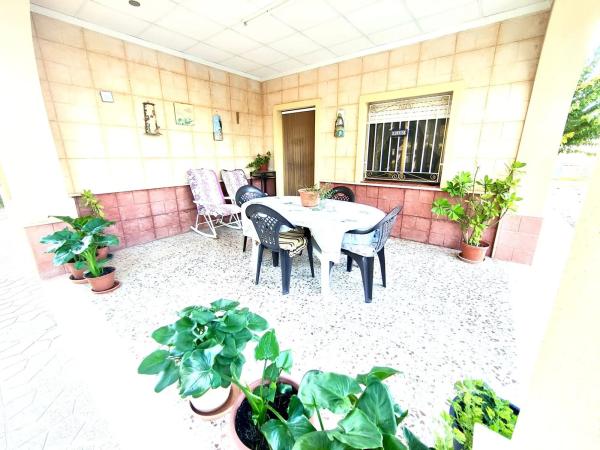 Casa independiente en Bayon 12