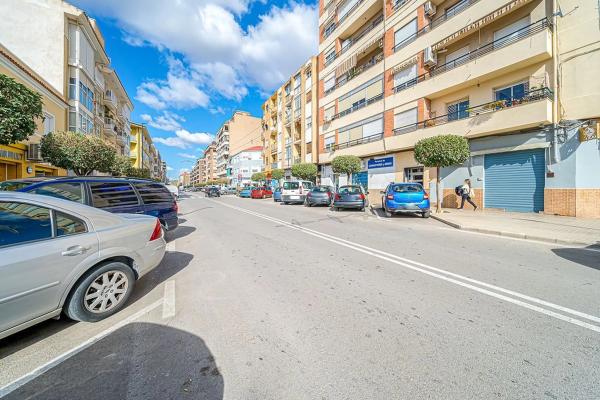 Piso en avenida de Madrid