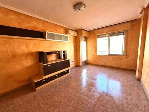 Piso en calle Verge del Remei