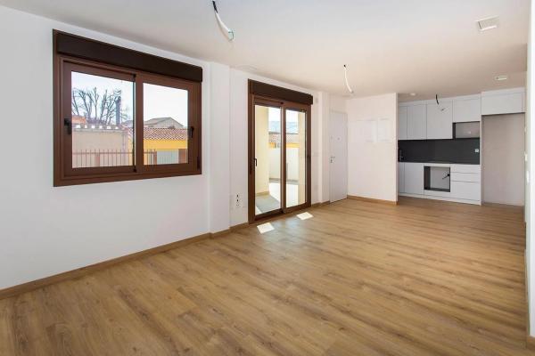 Casa independiente en calle Escuelas