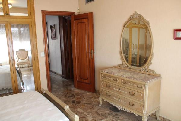 Casa independiente en calle Don Quijote, 55