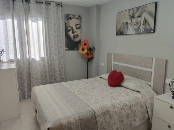 Chalet adosado en calle Manuel de Falla, 14