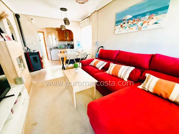 Chalet adosado en calle Galcerá de Rosanes