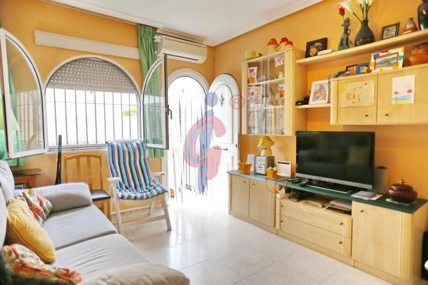 Chalet adosado en calle el Sorell, 20