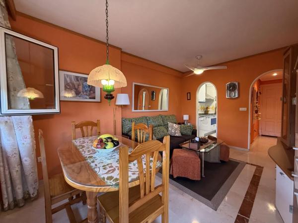 Chalet adosado en calle Samaniego, 22