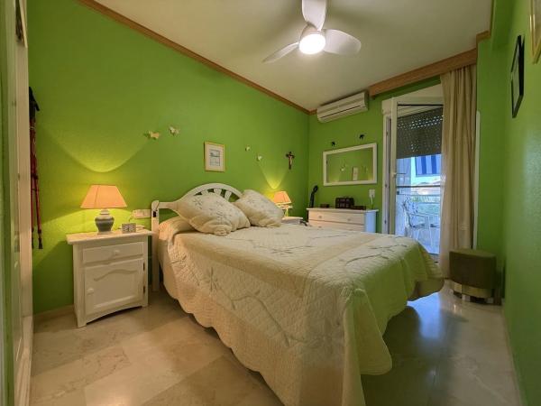 Chalet adosado en calle Samaniego, 22