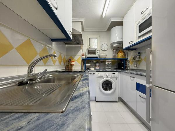 Chalet adosado en calle Samaniego, 22