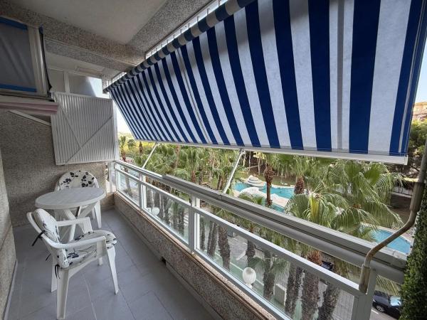 Chalet adosado en calle Samaniego, 22