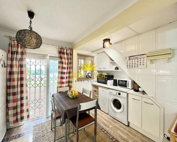 Chalet en Barrio Playa Flamenca