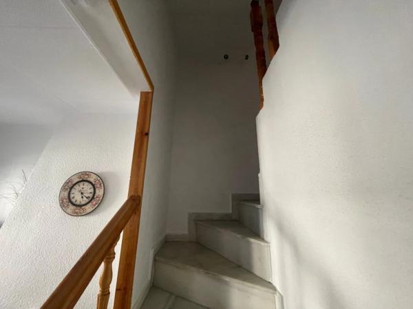 Chalet adosado en Charmigt radhus med veranda och takterrass s/n