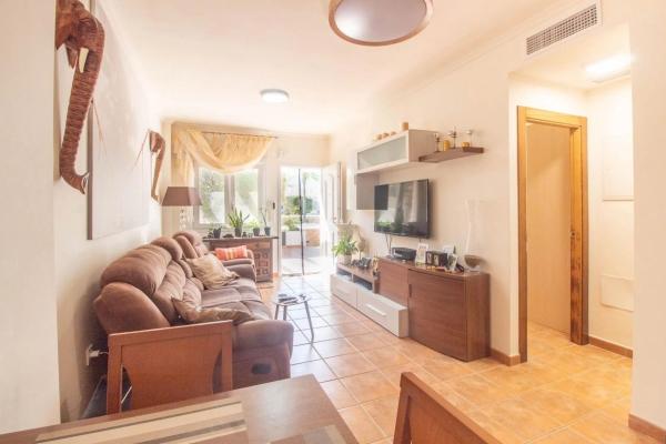 Chalet adosado en avenida de Suecia, 26