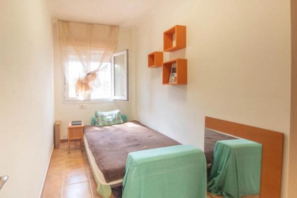 Chalet adosado en avenida de Suecia, 26