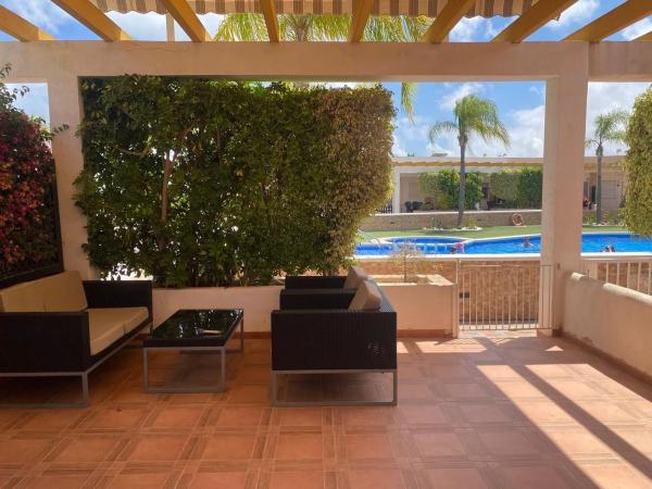 Chalet adosado en avenida de Suecia