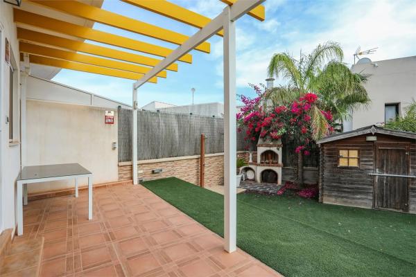 Chalet adosado en avenida de Austria