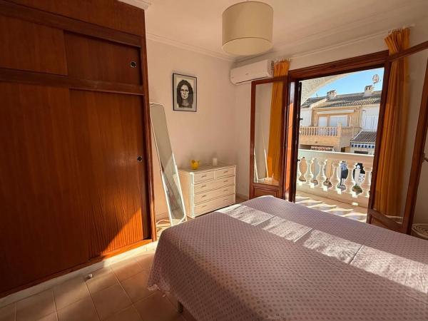 Chalet adosado en Urbanización Mil p Romeos, 296