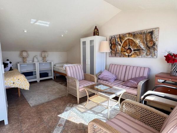 Chalet pareado en avenida Alonso de Quijano, 11 H11