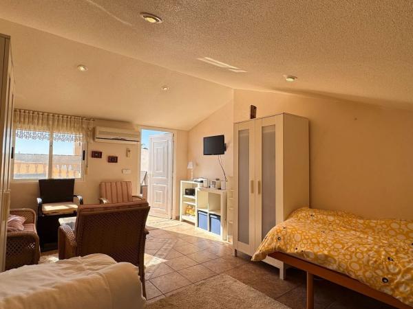 Chalet pareado en avenida Alonso de Quijano, 11 H11