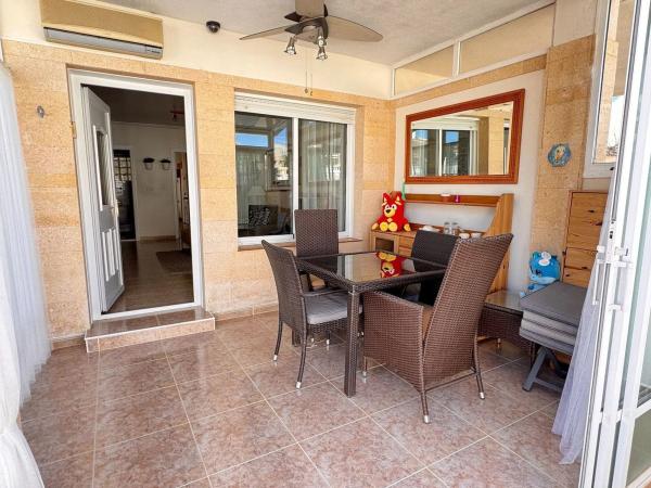 Chalet pareado en avenida Alonso de Quijano, 11 H11