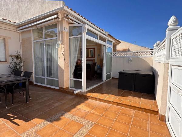 Chalet pareado en avenida Alonso de Quijano, 11 H11