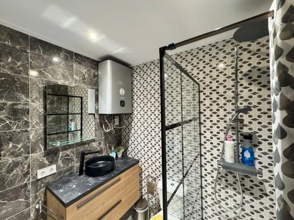 Chalet en plaza las Golondrinas