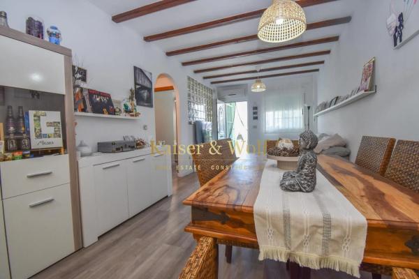 Casa independiente en avenida del Carabasí