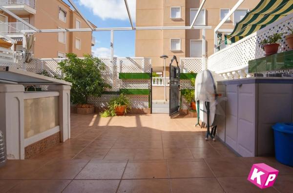 Casa independiente en calle Francisco Canto