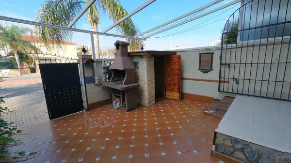 Chalet adosado en Av Valencia