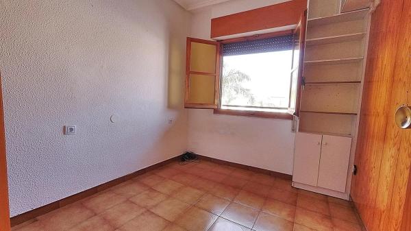 Chalet adosado en Av Valencia