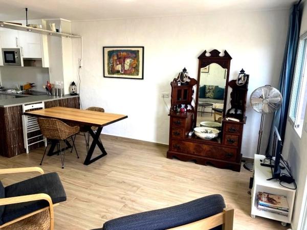 Chalet adosado en calle Venecia