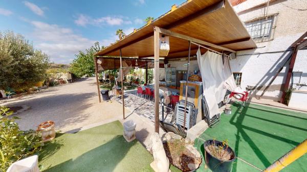 Casa independiente en Partida Cotoveta